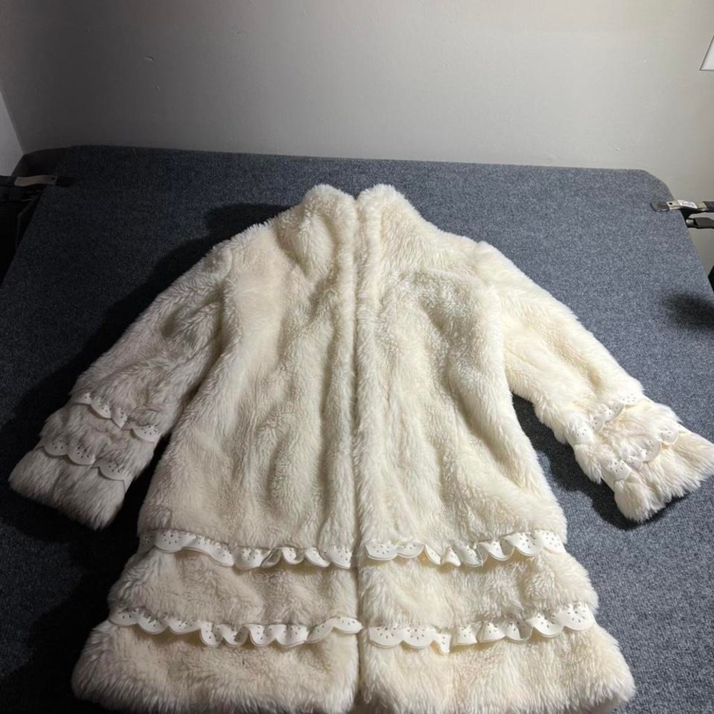 The Childrens Place Girls Ivory Faux Fur Coat Scalloped Trim Polka Dot Size10/12